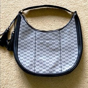 Michael Kors Hobo purse